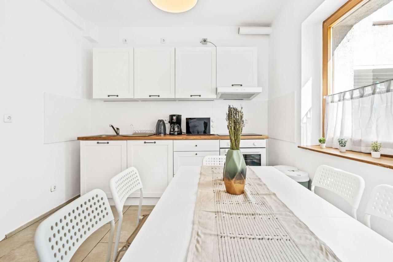 Chic & Modern Apartment ยือเทอร์บ็อก ภายนอก รูปภาพ
